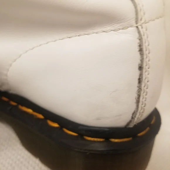 Dr. Martens 1460 Boots FIRM PRICE - Picture 10 of 10